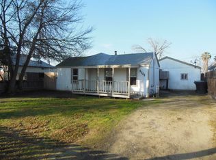 2063 N Beachwood Dr, Merced, CA