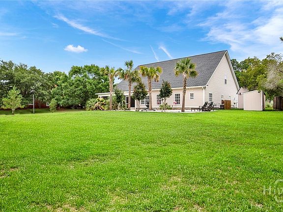 3rd image of 328 Stonebridge Circle