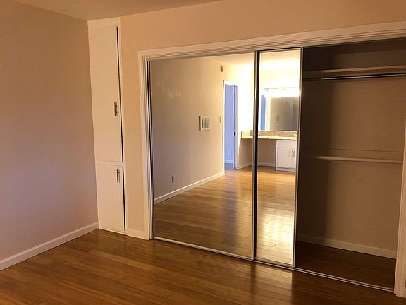 4th image of 2627 5th St #16
