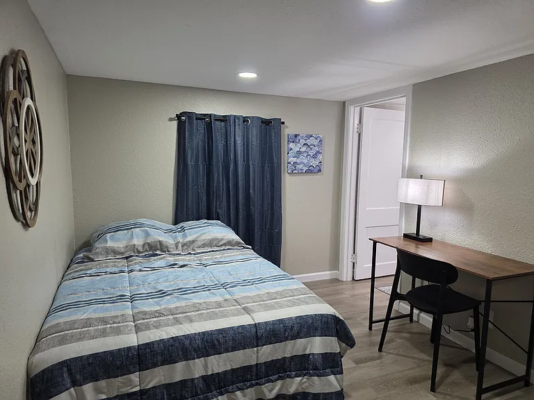 325 S Saunders St #1 — Photo 10
