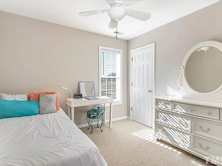 2408 King Malcolm Ln — Photo 12