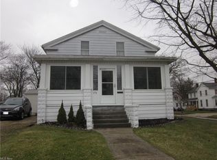 171 E Riddle Ave, Ravenna, OH 44266