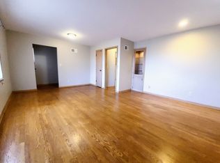 W158N8963 Charles Dr, Menomonee Falls, WI 53051