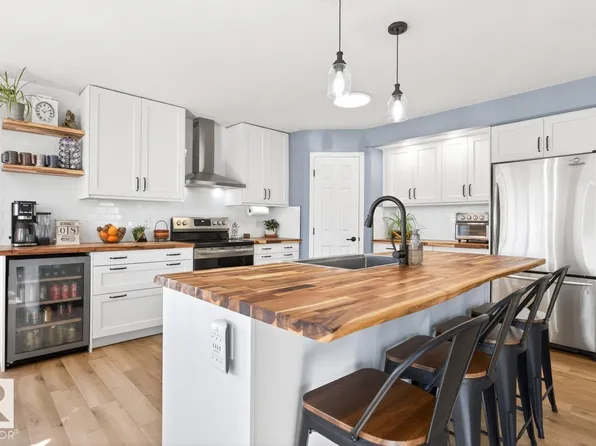 3 Middleton Close, Leduc, AB T9E 0E3