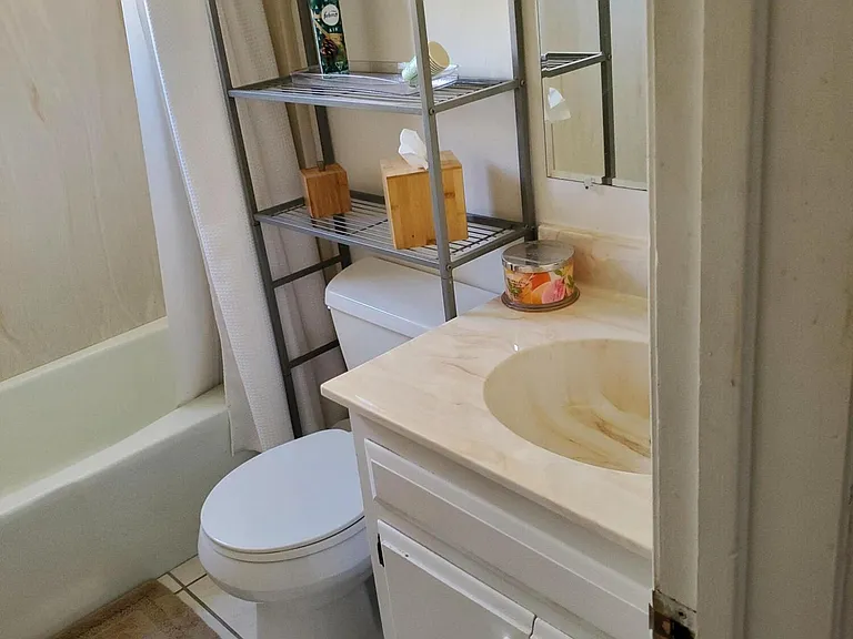 11519 E Morocco Rd NE — Photo 12