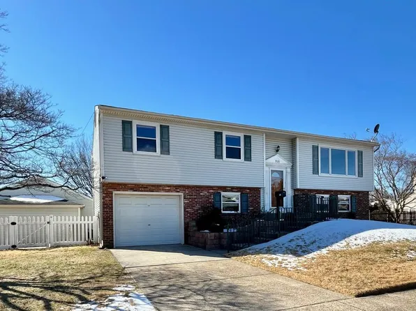 713 Baird Dr, Florence, NJ 08518