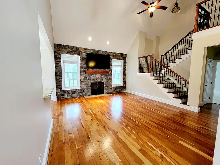 500 Saint Andrews Dr — Photo 9