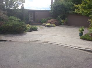 8501 Fauntlee Crst SW, Seattle, WA 98136