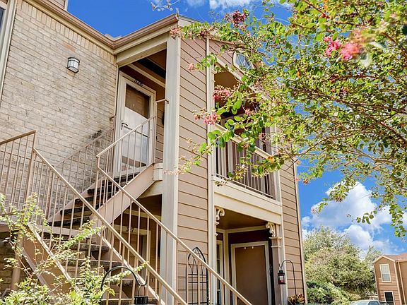 2nd image of 1860 White Oak Dr APT 328