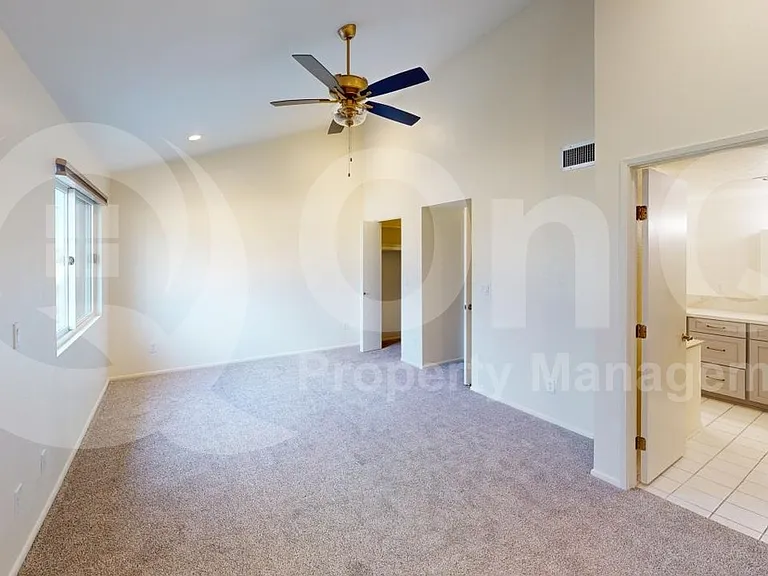 3882 N Paseo De Las Canchas — Photo 19