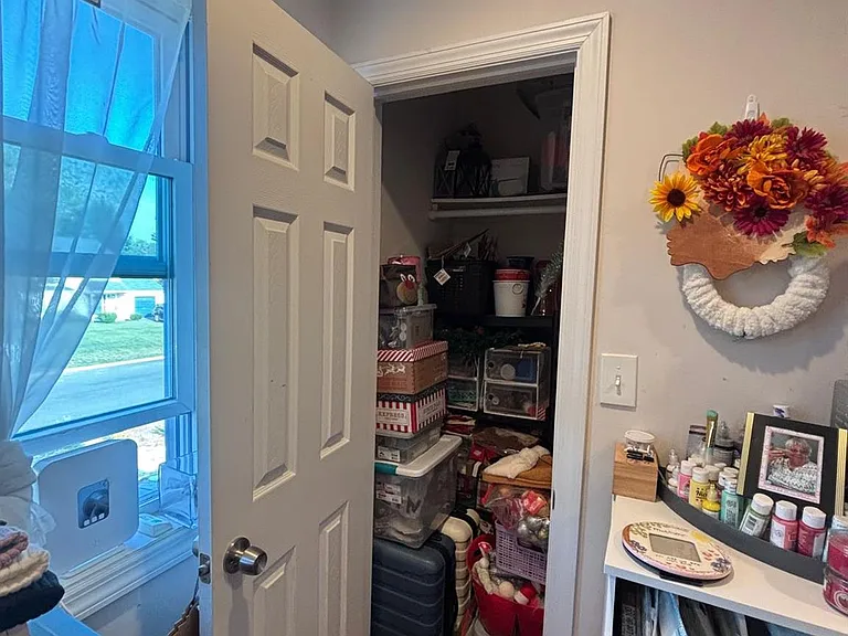 938 Scherger Ave — Photo 20