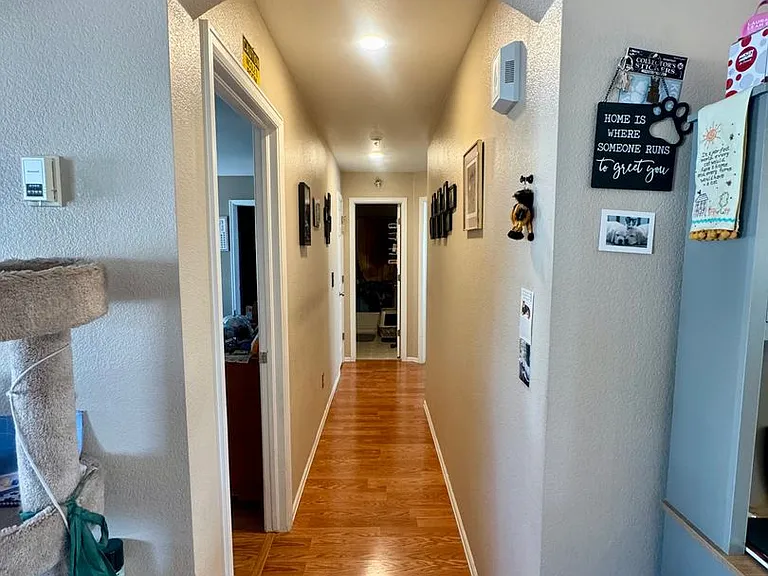 392 Ellers Grv — Photo 8