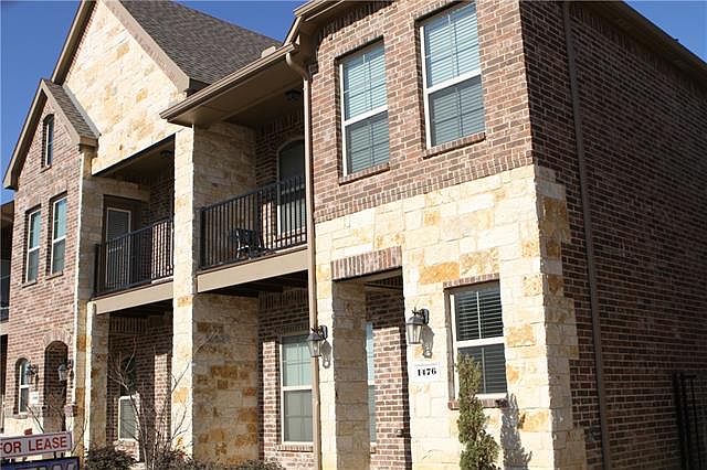 1st image of 1476 Arapaho Dr
