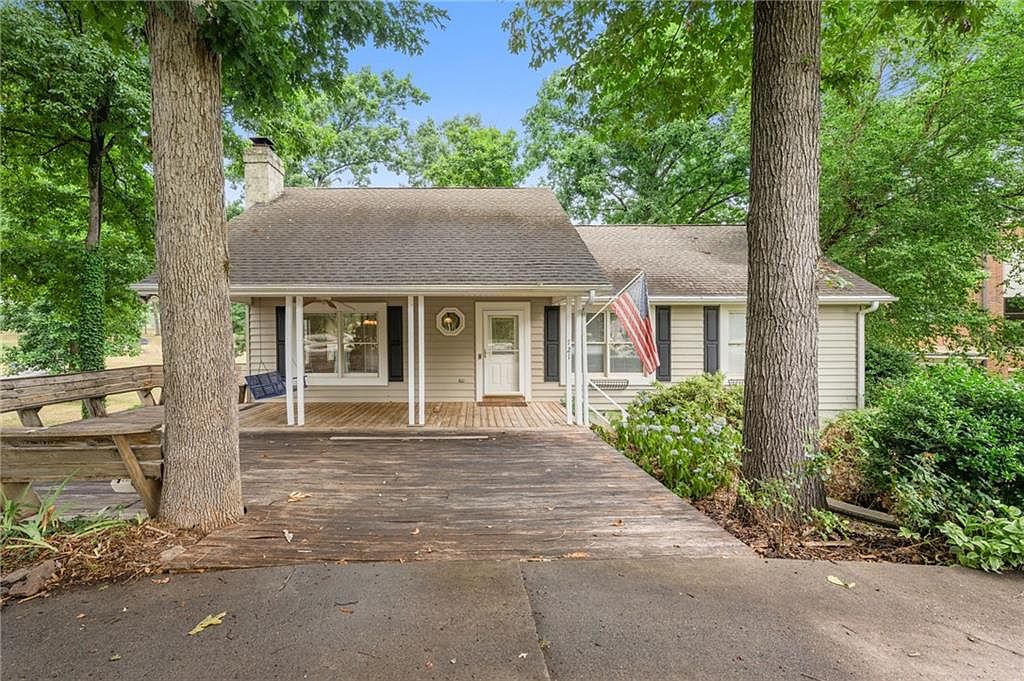 721 Wesleyan Dr, Central, SC 29630 Zillow