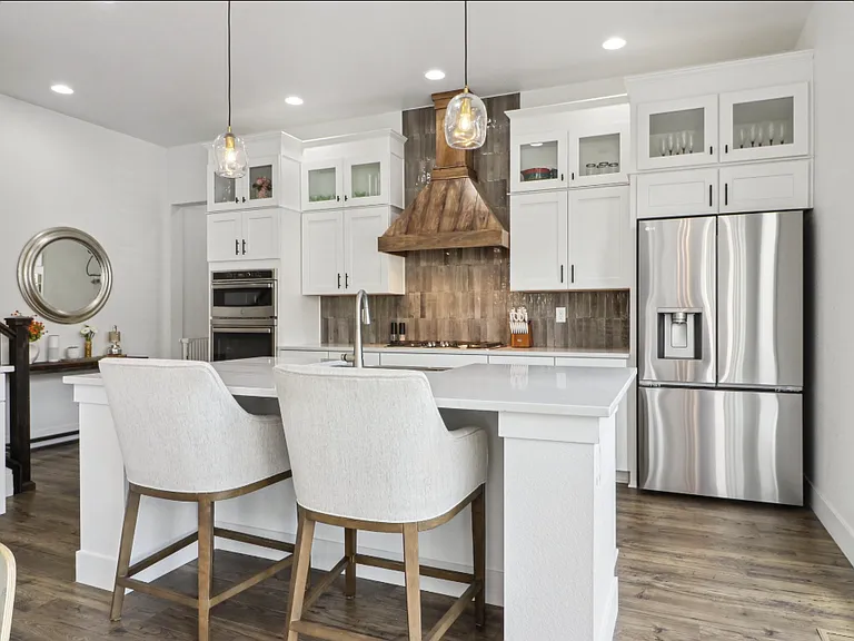 10534 Oncilla Ln — Photo 4
