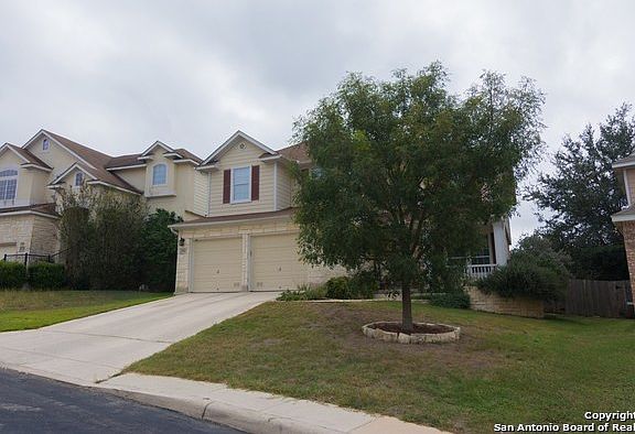 3rd image of 850 Maltese Gdn