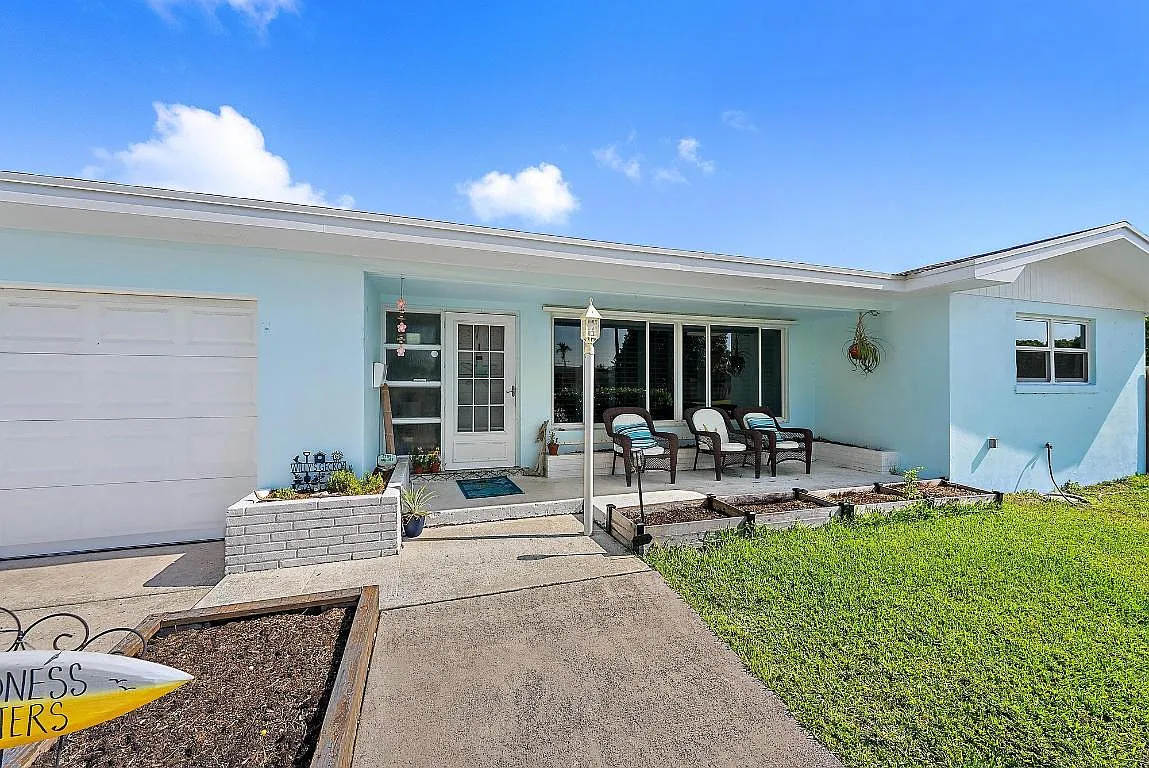 3 bed, 2.0 bath, 1908 sqft, $10,000 — Photo 4