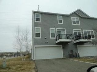 1340 Savanna Dr, Shakopee, MN 55379
