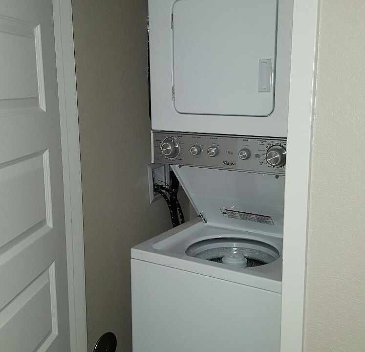 2nd image of 3257 Syracuse St APT 204