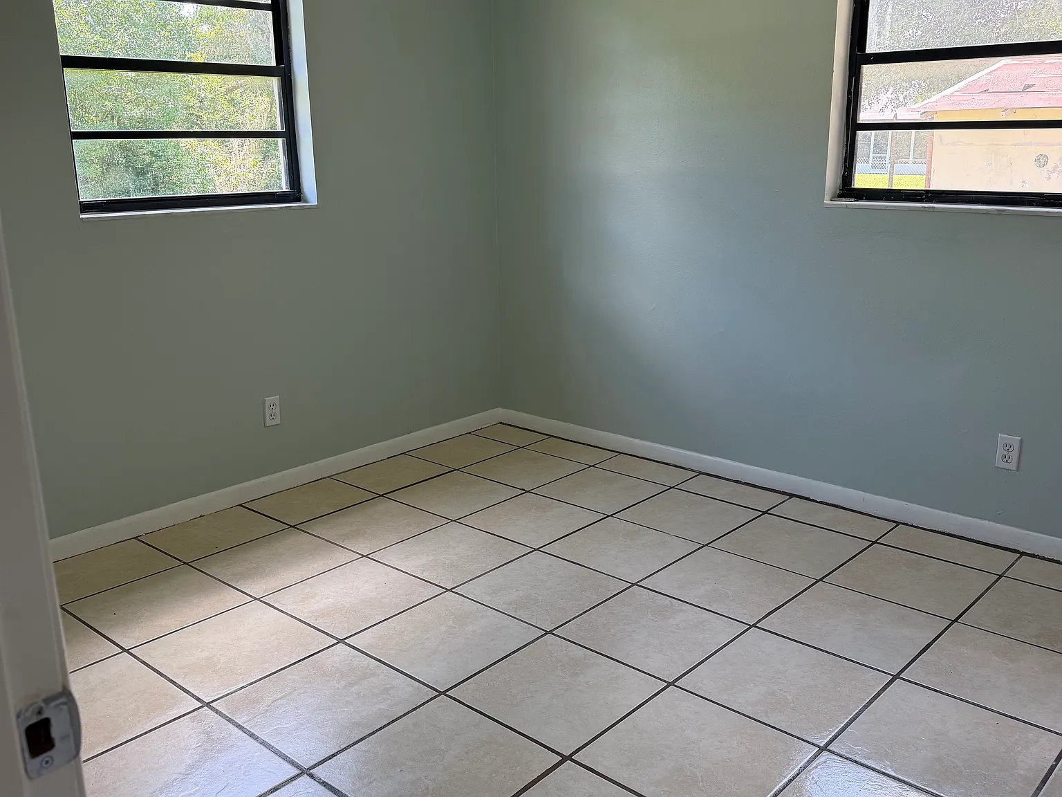 3 bed, 1446 sqft, $2,150 — Photo 4