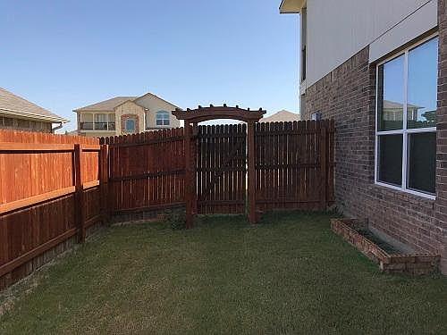 4th image of 700 W Vega Ln