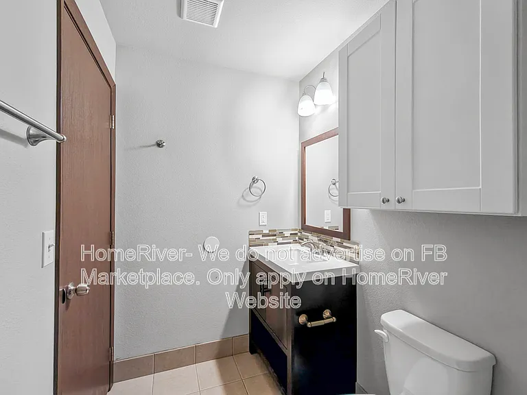 831 S Avalon St — Photo 16