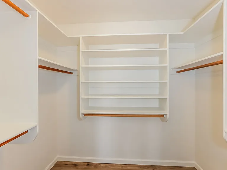 2044 S Avoca Cir — Photo 15