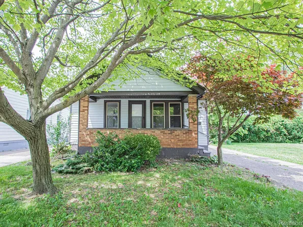 24917 Dale Ave, Eastpointe, MI 48021