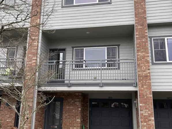 1819 NW 27th Ave, Portland, OR 97210