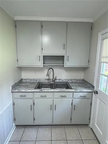 355 Roseland Pkwy — Photo 25