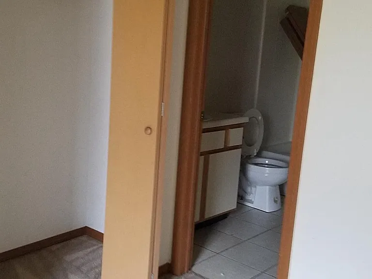 ensuite bedroom 2
