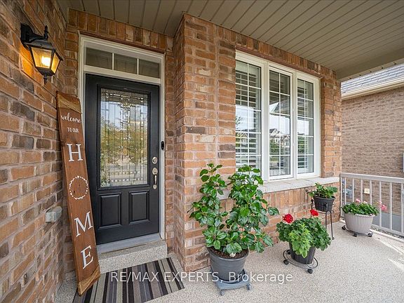 4th image of 55 Sydie Ln