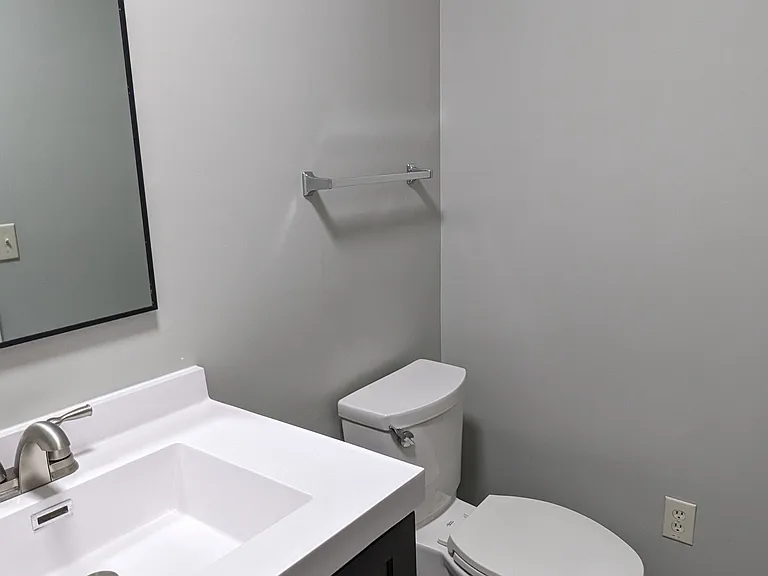 1003 S Mine St — Photo 11