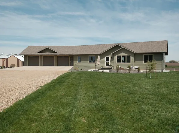 937 Maple St, Granville, IA 51022