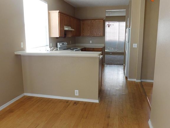 Dinnette/Kitchen