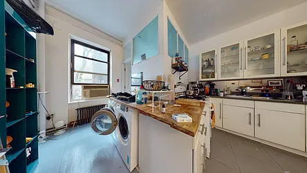 Rented by Bond New York