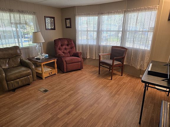 4th image of 36314 Shady Oaks Dr