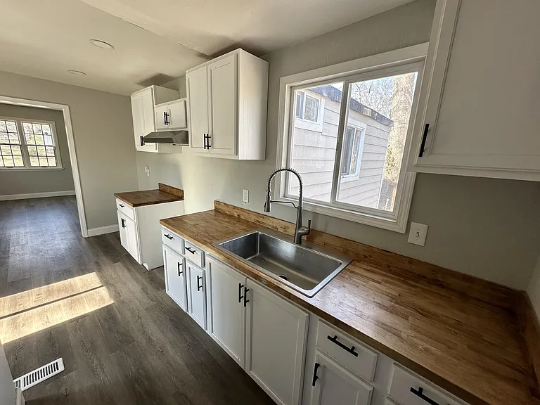 1221 Frisco St — Photo 4