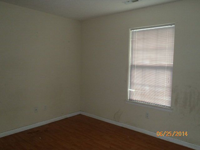 2nd image of 685 Mitchell St