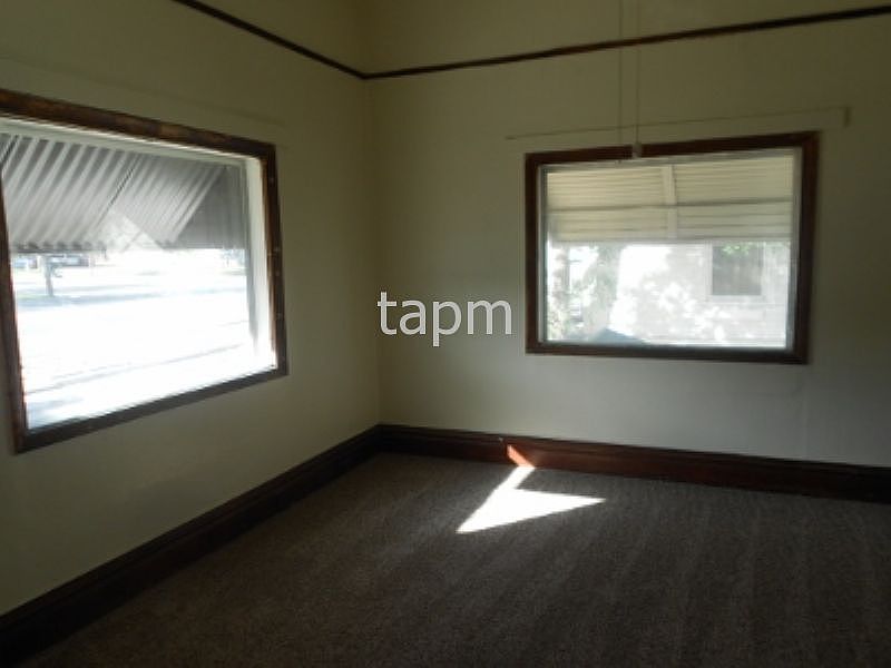 2nd image of 925 5th St APT A