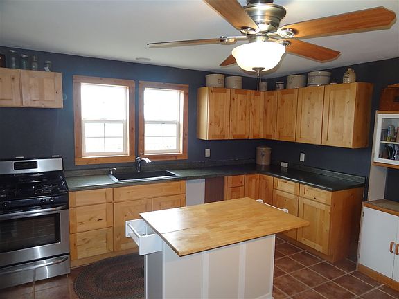 4th image of 2160 T Ave