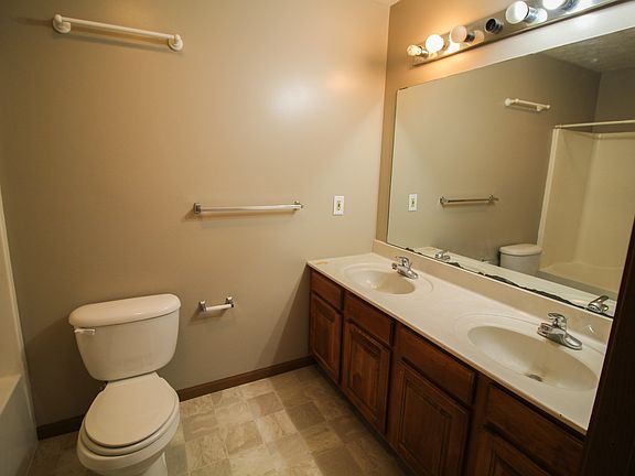 2nd image of 3558 Bethel Dr