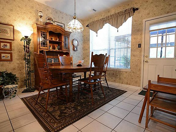 3rd image of 20834 Deauville Dr