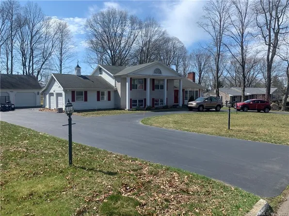 39 Knollwood Drive, Branford, CT 06405