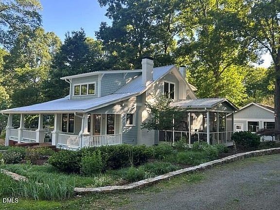2nd image of 218 Hillsborough Rd