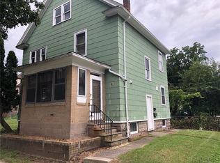 61 Hollenbeck St, Rochester, NY 14621