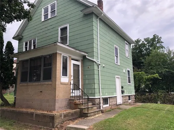 61 Hollenbeck St, Rochester, NY 14621