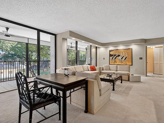 5th image of 2810 N 46th Ave APT F463