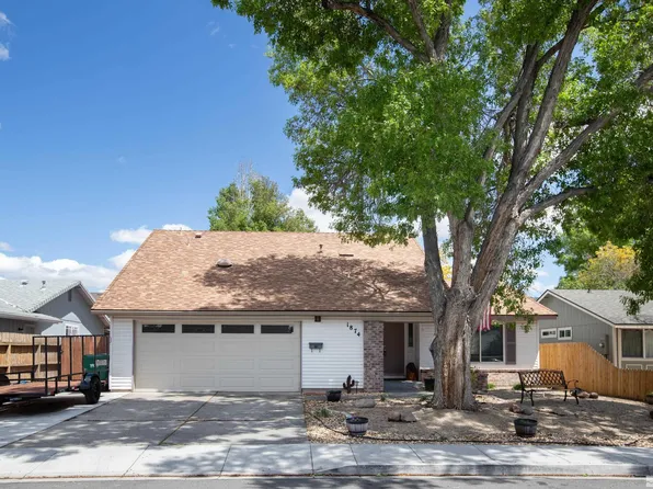 1874 Rosemary Dr, Sparks, NV 89434