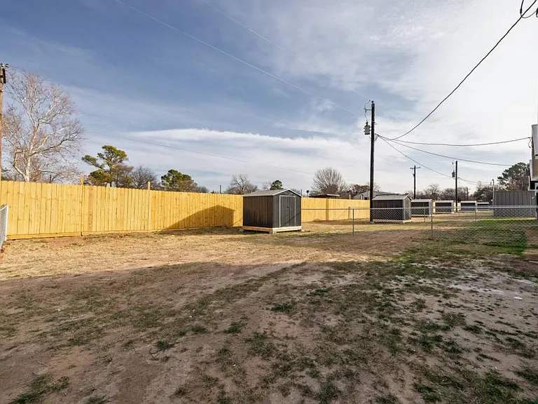 12308 Liberty School Rd — Photo 36
